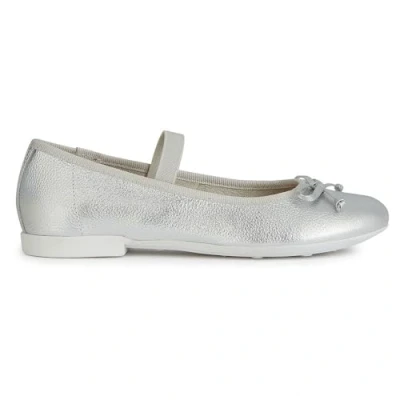 Abbildung von Geox PLIE Riemchenballerina für Kinder, Größe: 34, Silver Schuhe