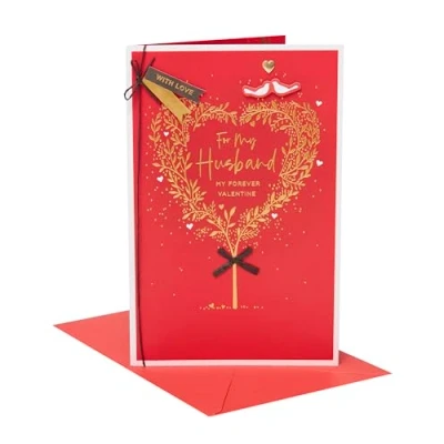 Abbildung von UK Greetings Valentinstagskarte für Ehemann Goldfarbenes Herzbaum Design