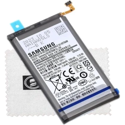 Abbildung von Original Akku für Samsung EB BG970ABU Galaxy S10e (G970F) mit Reinigungstuch Shlok