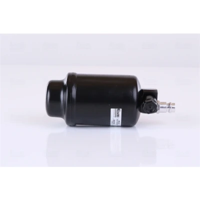 Abbildung von NISSENS 95110 Trockner R 134a Stahl PEUGEOT: 406 Coupe, Kombi