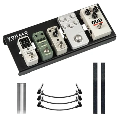 Abbildung von VOHALO Mini Guitar Pedal Board Case Aluminium Pedalboard Gitarren Effektboard mit Tape, Kabelbinder, Patchkabel Schwarz