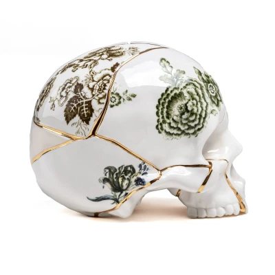 Abbildung von SELETTI KINTSUGI Skull 21 x 15 cm