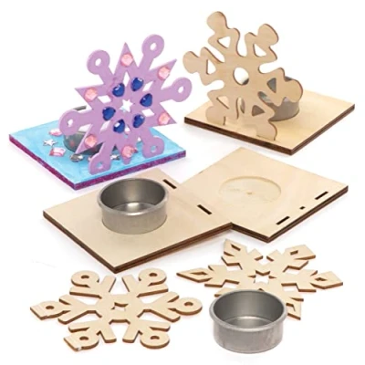 Abbildung von Baker Ross FE890 Schneeflocke Teelichthalter Bastelset aus Holz 4er Pack, Holzteelichthalter für Kinder zum Basteln und Bemalen, Weihnachtsbastelsets