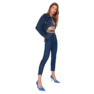 Abbildung von Trendyol Damen Herren Hoher Bund Mom Jeans, Blau, 38 EU