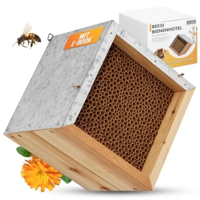 Abbildung von BEESI Insektenhotel Bienenhotel Mit Metalldach I 600 Nisthülsen aus Pappe 6 &amp; 8 mm Ø, (Packung, 1 St., Aufhängung), 22T x 22B 20H cm
