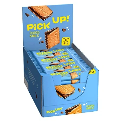 Abbildung von PiCK UP! Choco&amp;Milk (24 x 28 g), Riegel mit knackiger Milchschokolade und Milchcreme zwischen zwei Keksen, der Snack für unterwegs, Thekenaufsteller 24 Stück