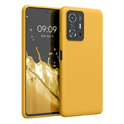 Abbildung von kwmobile Hülle kompatibel mit Xiaomi 11T / Pro weiches TPU Silikon Case Cover geeignet für kabelloses Laden Honiggelb