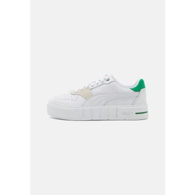 Abbildung von Puma CALI Court Match Sneaker low, Damen, Größe: 38.5, White/archive green Leder