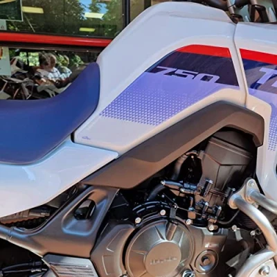 Abbildung von Resin Bike Aufkleber Motorrad Kompatibel Mit Honda Transalp XL 750 2023. Schutz Seitenlichter Tank Von Hülle PU Graffi. Einige 3D Harz