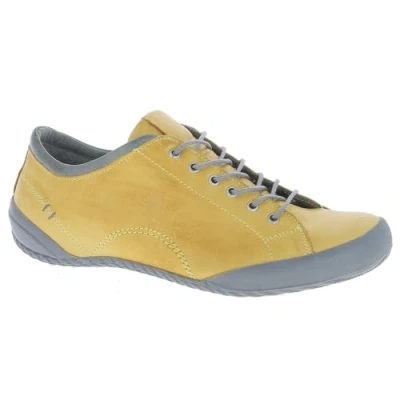 Abbildung von Andrea Conti Sneaker