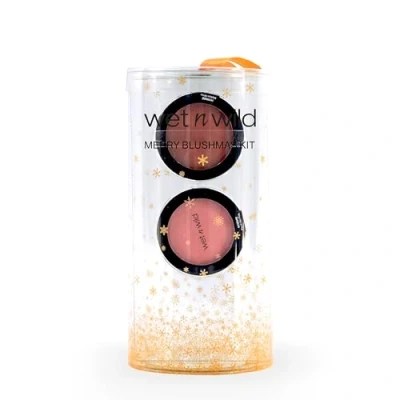 Abbildung von Wet n Wild Merry Blushmas Set, Puderrouge Make up Aufbaubare Farbe von Zart bis Intensiv, Samtig weicher Kompaktpuder für einen Gesunden, Ebenmäßigen Teint