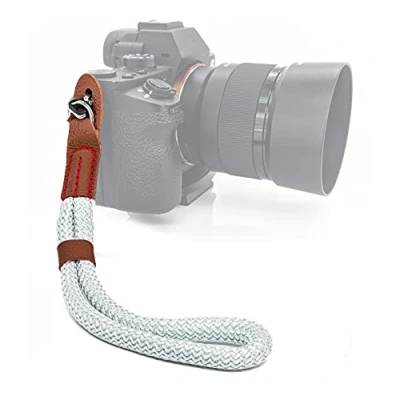 Abbildung von MyGadget Kamera Handschlaufe Seil mit Kunstleder Applikationen Retro Look Trageschlaufe Handgelenkschlaufe für DSLR SLR Canon, Nikon, Sony Silber Weiß