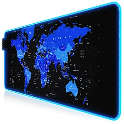 Abbildung von Titanwolf RGB Gaming Mauspad 800x300 mm XXL Mousepad LED Multi Color 7 Farben plus 4 Effektmodi für Präzision und Geschwindigkeit Gummierte Unterseite abwaschbar Weltkarte blau