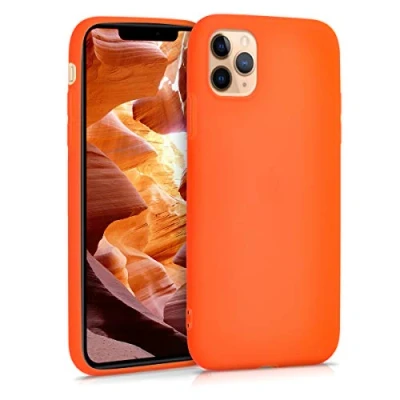 Abbildung von kwmobile Hülle kompatibel mit Apple iPhone 11 Pro Max weiches TPU Silikon Case Cover geeignet für kabelloses Laden Neon Orange