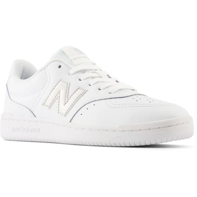 Abbildung von New Balance BB80 Sneaker von dem 550 inspiriert