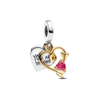 Abbildung von Pandora Moments Gravierbarer Herz &amp; Pfeil Doppelter Charm Anhänger aus Sterling Silber mit vergoldeter Metalllegierung, Kompatibel Armbänder, 763622C01