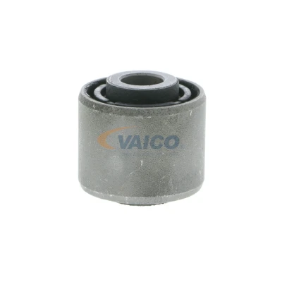 Abbildung von VAICO V25 0884 Querlenkerlager Original Qualität Hinterachse, innen Gummimetalllager für Querlenker FORD: Focus 2 Schrägheck, Kombi