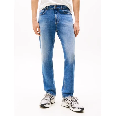 Abbildung von Tommy Jeans Regular fit RYAN RGLR STRGHT mit Logoprägung
