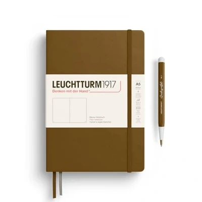 Abbildung von LEUCHTTURM1917 372196 Notizbuch Medium A5, Hardcover Schreibbuch, 251 nummerierte Seiten, Spice Brown, blanko