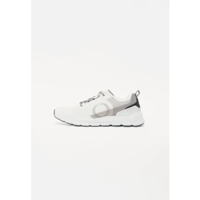 Abbildung von Marc O&#039;Polo Oliver Sneaker low, Herren, Größe: 41, White/black Schuhe