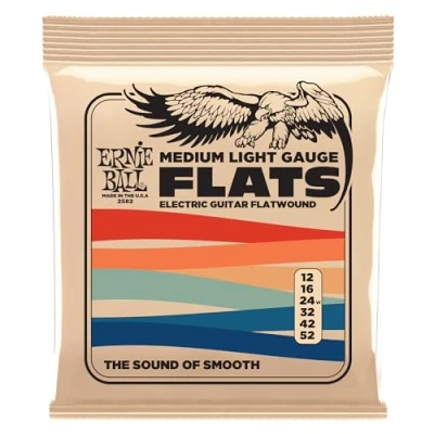 Abbildung von Ernie Ball Flats, Flatwound Saiten für E Gitarren Medium Light, 12 52