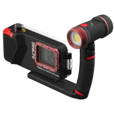 Abbildung von SeaLife SportDiver Ultra Unterwasser Smartphone Scuba Gehäuse &amp; Sea Dragon 2500 Lumen Licht, wasserdichte Fotografie, einfache Kamerasteuerung, passend für die meisten Handys