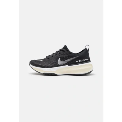 Abbildung von Nike Performance Zoomx Invincible FK 3 Laufschuh Straße, Damen, Größe: 40, Black/white/dark grey/white coconut milk Schuhe