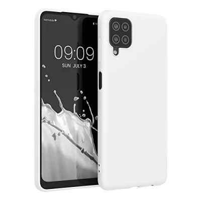 Abbildung von kwmobile Hülle kompatibel mit Samsung Galaxy A12 weiches TPU Silikon Case Cover geeignet für kabelloses Laden Weiß matt
