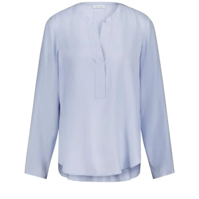 Abbildung von GERRY WEBER Damen 965059 31410 80935 Bluse, Light Blue, 42