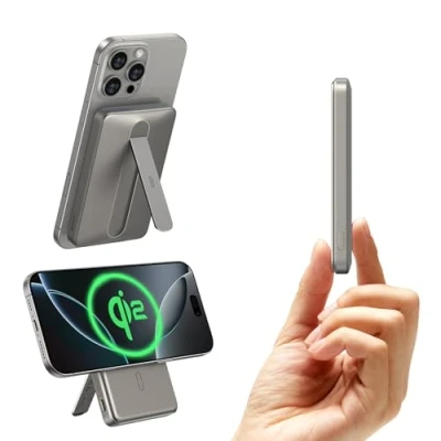 Abbildung von ESR Qi2 Zertifiziertes MagSafe Power Bank, Ständer 5000mAh 15W Schnell Ladendes Tragbares Ladegerät, 1,5cm Ultrakompakte Powerbank, Ladegerät mit USB C Kabel für iPhone 16/15/14/13/12, Titan