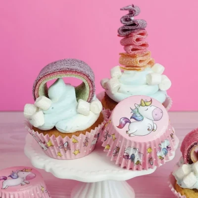 Abbildung von DECOCINO Muffin Set Unicorn 48 tlg. 24 Cupcake Förmchen mit Ø 5 cm &amp; Topper aus Papier, ideale Deko für Kindergeburtstage Motto Partys