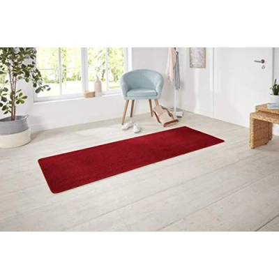 Abbildung von Hanse Home Nasty Läufer Flauschiger Kurzflor Teppich Einfarbig Unifarben für Esszimmer, Wohnzimmer, Kinderzimmer, Flur, Schlafzimmer, Küche Uni Rot, 80x300cm