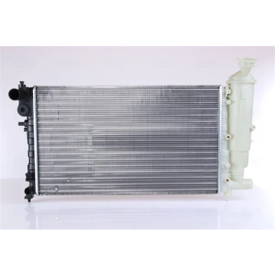 Abbildung von NISSENS 61347 Kühler, Motorkühlung Aluminium 530 322 32 Kühlrippen mechanisch gefügt PEUGEOT: 106 II Schrägheck, CITROËN: Saxo Schrägheck