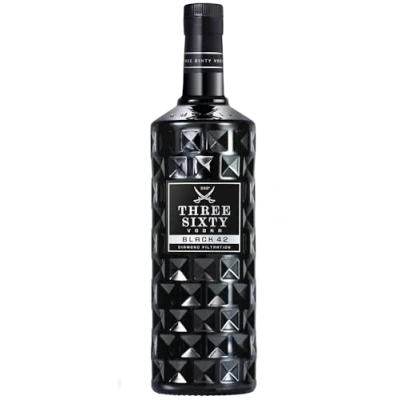 Abbildung von Three Sixty Vodka Black 42 3 Liter (42% VOL) Große Flasche (1x3L)