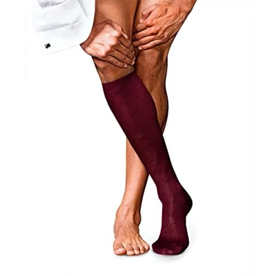 Abbildung von FALKE Herren Kniestrümpfe No. 9 M KH Pure Fil d&#039;Écosse Baumwolle lang einfarbig 1 Paar, Rot (Barolo 8596), 43 44
