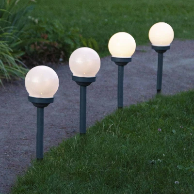 Abbildung von LED Solarsockelleuchte Globus im 4er Set
