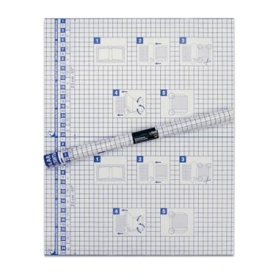 Abbildung von SIGNZ selbstklebende Buchschutzfolie, transparent, 2 m x 40 cm, starke 60 my (0,06mm), glasklar, CO2 neutral hergestellt, made in Germany