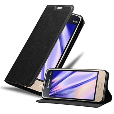 Abbildung von Cadorabo Hülle kompatibel mit Samsung Galaxy J1 Mini aus Premium Kunst Leder Flip Klappbare Stoßfeste Magnetische [Standfunktion] [Kartenfächern] Cover für Tasche in Schwarz