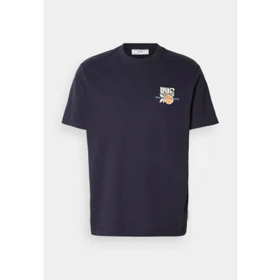 Abbildung von Marc O&#039;Polo Denim Herren T Shirt aus Bio Baumwolle Relaxed Fit, Blau (True Navy), M