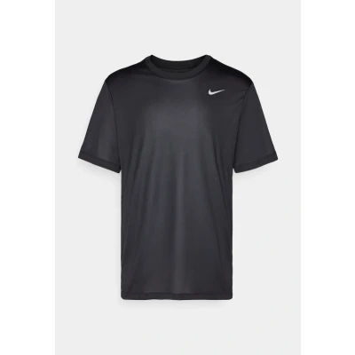 Abbildung von Nike Performance TEE Reset Sport Tshirt, Herren, Größe: Medium, Black/matte silver