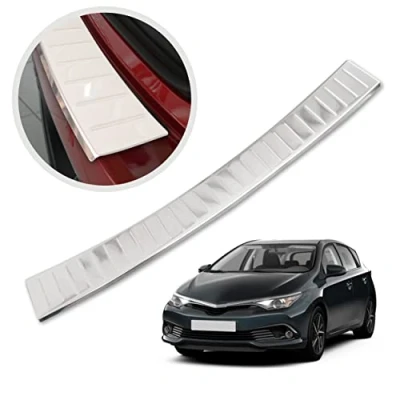 Abbildung von CHROMEMASTER Ladekantenschutz Stoßstangenschutz Kompatibel mit Toyota Auris 2015 2019 Hatchback 5 türen; Edelstahl Poliert/Chrom; Unsere Lackschutzleiste Sichert den Heckstoßfänger vor Kratzern