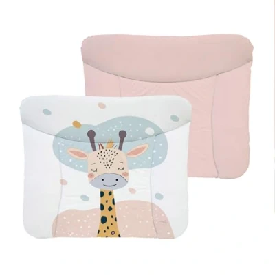 Abbildung von Ceba Baby® weiche Wickelauflage 75x72 cm Baby Wickelunterlage Wickeltischauflage für Junge und Mädchen Wasserdicht, abwaschbar OEKO TEX® Standard 100 Made in EU Träumende Giraffe