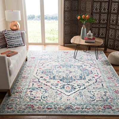 Abbildung von SAFAVIEH Traditionell Teppich für Wohnzimmer, Esszimmer, Schlafzimmer Madison Collection, Kurzer Flor, Marineblau und Fuchsia, 122 X 183 cm