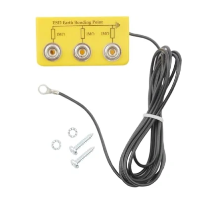 Abbildung von BERNSTEIN 9 359 1 ESD Erdungsbaustein zentrale Erdungsbox mit 3x 10 mm Druckknopf zu je Megaohm Sicherheitswiderstand 2 m Anschlussleitung 4 Öse inkl. Montagematerial