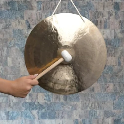 Abbildung von Feng Gong/Wind Gong, toller Klang, 40 cm, inklusiv Holz / Baumwollklöppel 7014