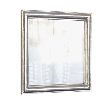 Abbildung von Loberon Spiegel Hudson, Design Klassiker, mit Antik Finish, Quadratisch, Zeitloses Design, Wandspiegel, Wohn Accessoire, Aluminiumguss, Spiegelglas, antiksilber