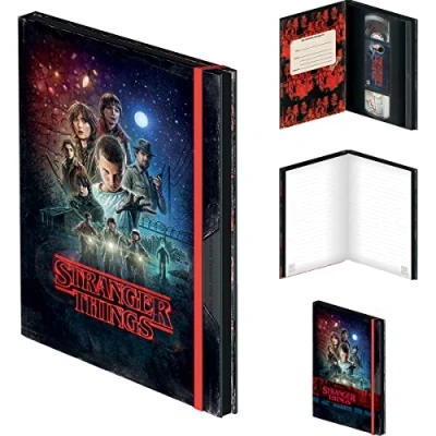 Abbildung von Stranger Things Notizbuch (Staffel 1 VHS Design) A5 Premium Journal Notizbuch, Schreibbuch, Notizbücher &amp; Geschenke Offizielles Merchandise