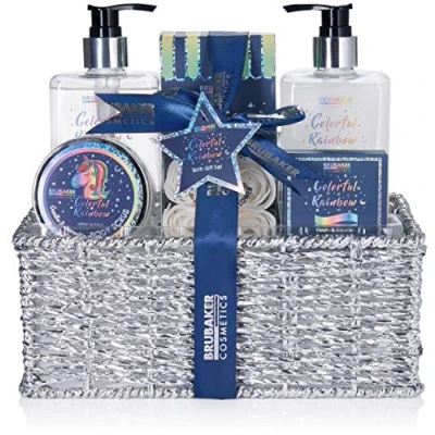 Abbildung von BRUBAKER Hautreinigungs Set Einhorn Dusch und Badeset Vanille Lavendel Duft, 10 tlg., Damen Geschenkset in Silber Glitzer Geschenkkorb, Wellness Pflegeset für Frauen