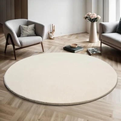 Abbildung von the carpet Relax Moderner Flauschiger Kurzflor Teppich, Anti Rutsch Unterseite, Waschbar bis 30 Grad, Super Soft, Felloptik, Creme, 120 cm Rund