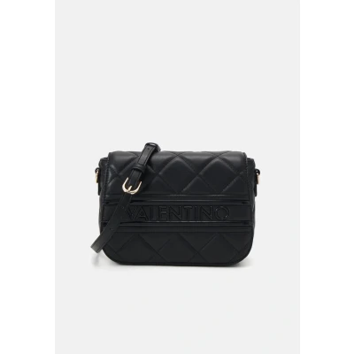 Abbildung von VALENTINO Ada Flap Bag Nero